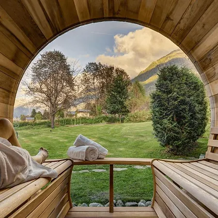 Dom wakacyjny Chalet With Sauna On The Slopes