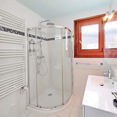Dom wakacyjny Chalet With Sauna On The Slopes